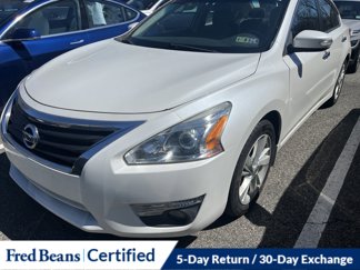 Used 2013 Nissan Altima 2.5 SL w/ Technology Pkg image 1