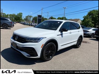 Used 2022 Volkswagen Tiguan SE R-Line image 1