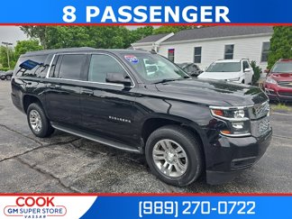 Used 2017 Chevrolet Suburban LT image 1