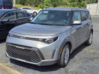 Used 2023 Kia Soul LX image 1