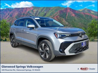 New 2025 Volkswagen Taos SE image 1