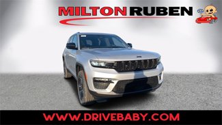 New 2025 Jeep Grand Cherokee Limited w/ Black Appearance Package image 1