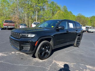 Used 2022 Jeep Grand Cherokee L Laredo image 1