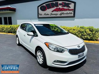 Used 2015 Kia Forte EX image 1