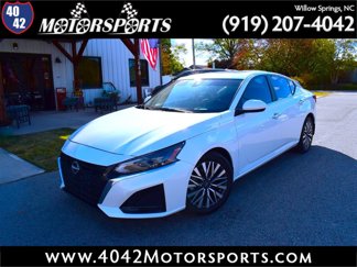 Used 2023 Nissan Altima 2.5 SV image 1