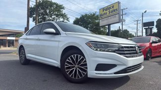 Used 2019 Volkswagen Jetta SE w/ Cold Weather Package image 1