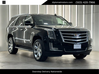 Used 2018 Cadillac Escalade Luxury image 1