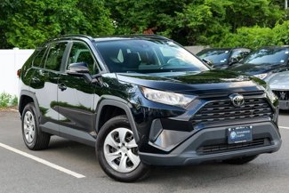 Used 2021 Toyota RAV4 LE image 1