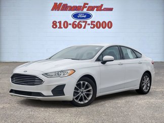 Used 2020 Ford Fusion SE image 1