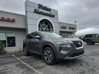 Used 2023 Nissan Rogue SV image 1
