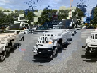 Used 2014 Jeep Patriot Latitude image 1