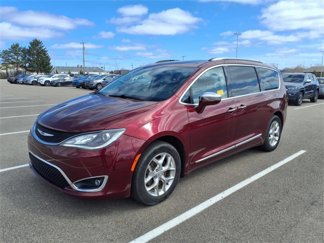 Used 2019 Chrysler Pacifica Limited image 1