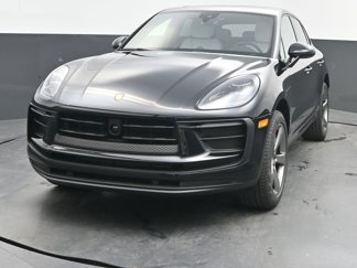 New 2025 Porsche Macan image 1