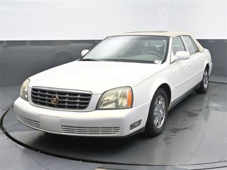 Used 2004 Cadillac De Ville w/ Equipment Group image 1