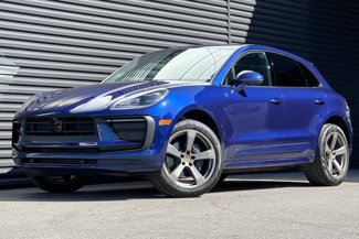 Used 2024 Porsche Macan image 1