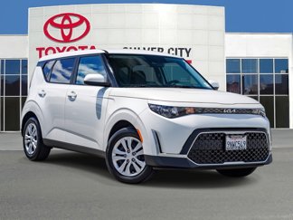 Used 2025 Kia Soul LX image 1