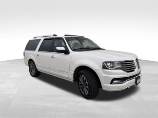 Used 2016 Lincoln Navigator L Select image 1