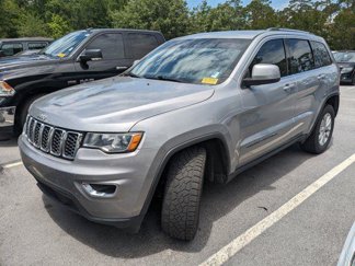 Certified 2021 Jeep Grand Cherokee Laredo image 1