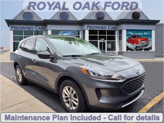 Used 2022 Ford Escape SE w/ Cold Weather Package image 1