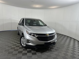 Used 2019 Chevrolet Equinox LS w/ LS Convenience Package image 1