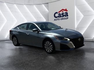Used 2023 Nissan Altima 2.5 SV image 1