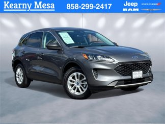 Used 2022 Ford Escape SE image 1