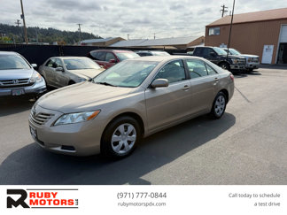 Used 2009 Toyota Camry LE image 1