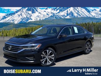 Used 2022 Volkswagen Passat 2.0T SE image 1