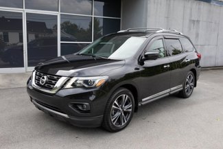 Used 2018 Nissan Pathfinder Platinum image 1