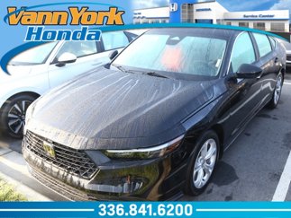 Certified 2025 Honda Accord LX image 1