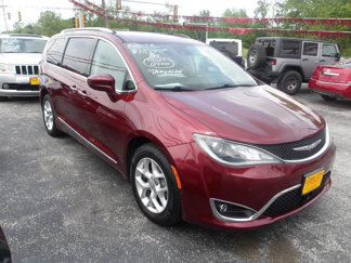 Used 2017 Chrysler Pacifica Touring-L Plus w/ Advanced Safetytec Group image 1