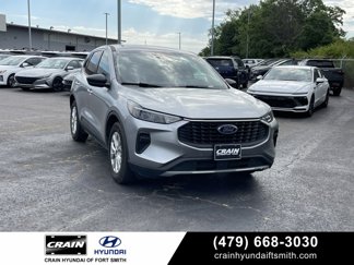 Used 2023 Ford Escape Active image 1