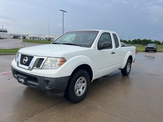 Used 2015 Nissan Frontier S image 1