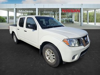 Used 2020 Nissan Frontier SV image 1