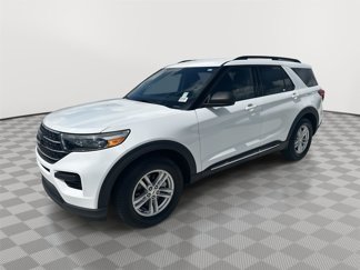 Used 2020 Ford Explorer XLT image 1