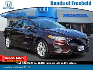 Used 2019 Ford Fusion SE image 1