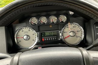 Used 2010 Ford F350 Lariat image 1