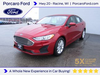 Used 2020 Ford Fusion SE image 1