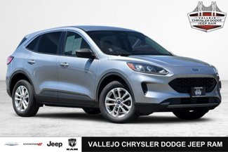 Used 2022 Ford Escape SE image 1