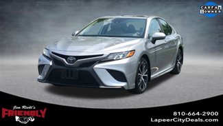 Used 2019 Toyota Camry SE image 1