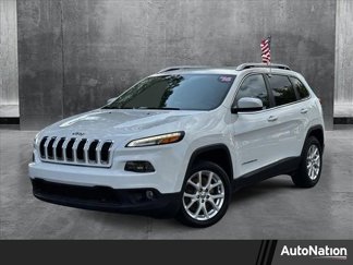 Used 2016 Jeep Cherokee Latitude image 1