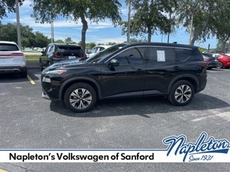 Used 2021 Nissan Rogue SV image 1