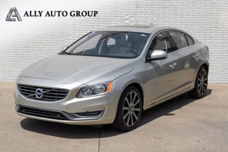 Used 2017 Volvo S60 T5 Inscription image 1
