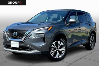 Used 2021 Nissan Rogue SV image 1