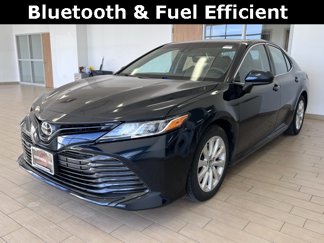 Used 2018 Toyota Camry L image 1