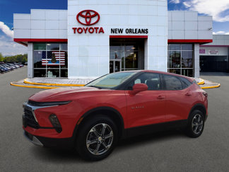 Used 2023 Chevrolet Blazer LT image 1