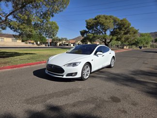 Used 2014 Tesla Model S 60 image 1