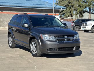 Used 2018 Dodge Journey SE image 1