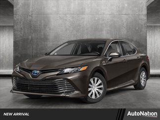 Used 2020 Toyota Camry LE image 1
