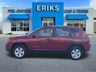 Used 2017 Jeep Compass Latitude image 1